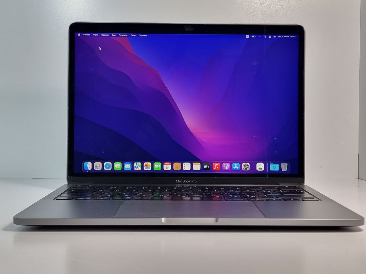 MacBook Pro 13" Touch Bar and Touch ID (Mid 2022) MNEJ3 Space Gray (M2/8Gb/512Gb SSD) (215 циклов) - БУ MacBook Pro 13" Touch Bar and Touch ID (Mid 2022) MNEJ3 Space Gray (M2/8Gb/512Gb SSD) (215 циклов) - БУ