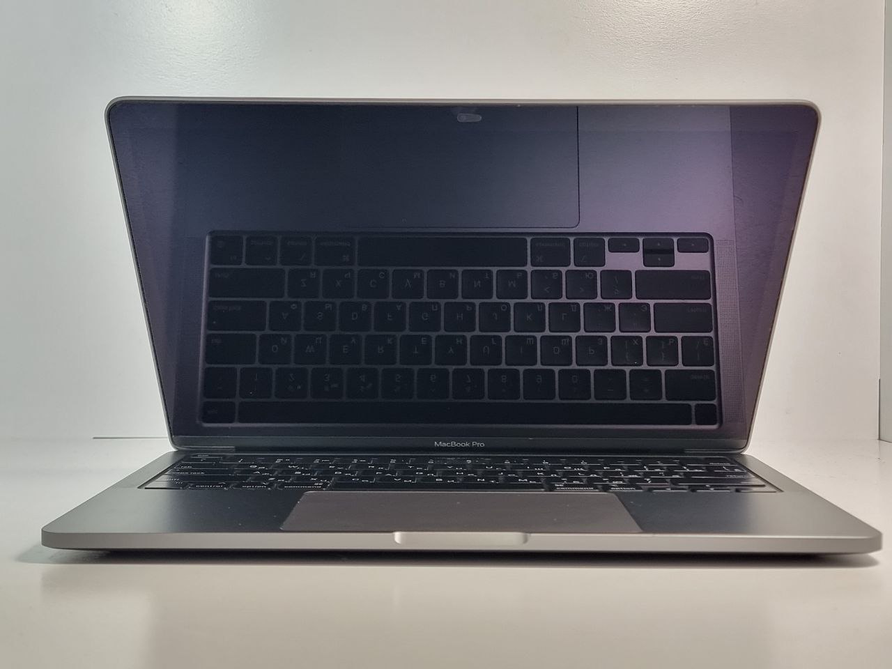 MacBook Pro 13" Touch Bar and Touch ID (Mid 2022) MNEJ3 Space Gray (M2/8Gb/512Gb SSD) (215 циклов) - БУ MacBook Pro 13" Touch Bar and Touch ID (Mid 2022) MNEJ3 Space Gray (M2/8Gb/512Gb SSD) (215 циклов) - БУ