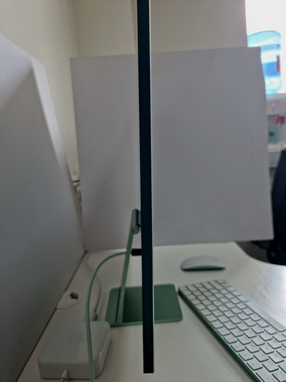 iMac 24" (2023) Retina 4,5K MQRN3 Green (M3 8Core CPU, 10Core GPU/8Gb/256SSD) - Б/У