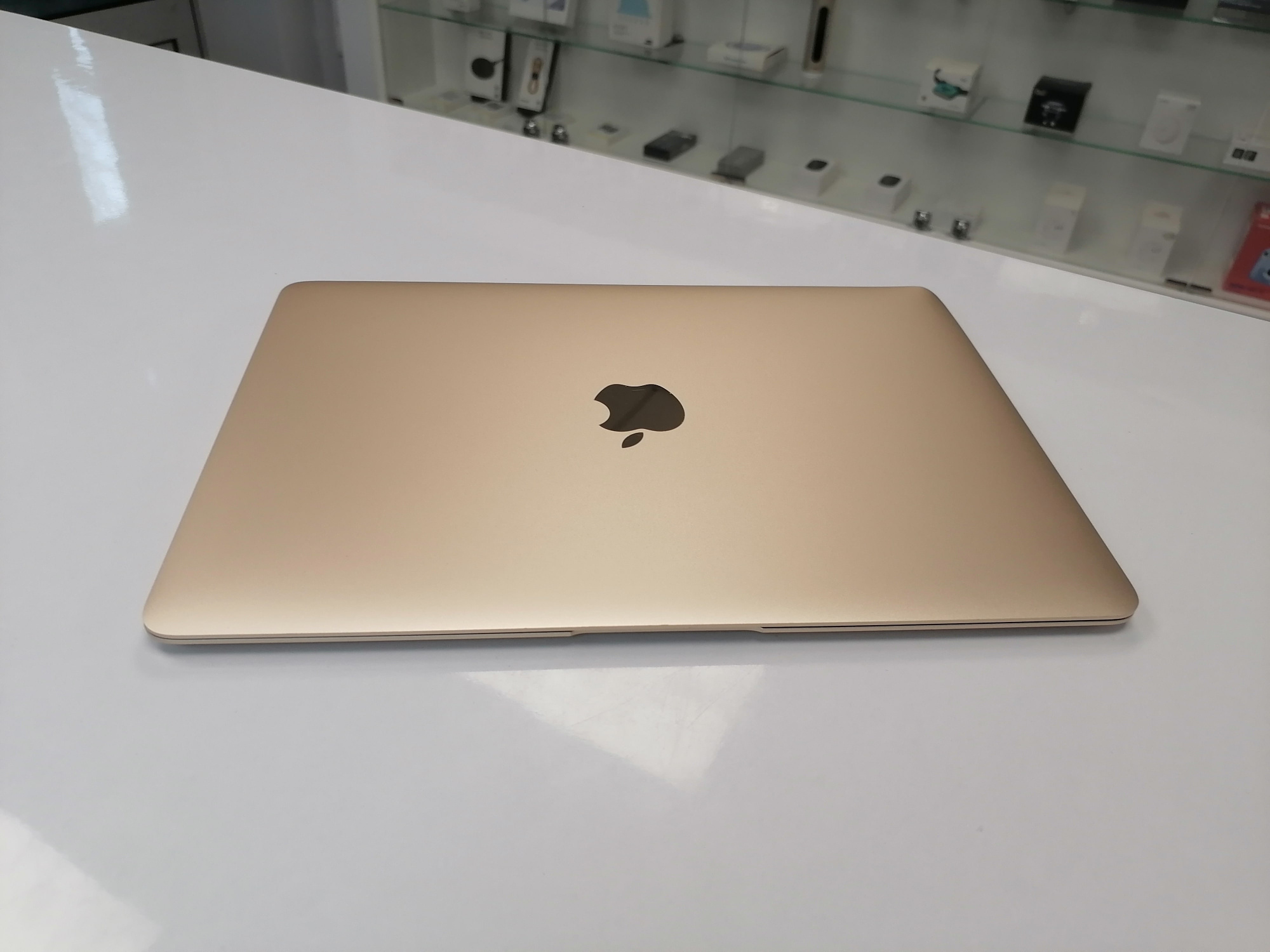 MacBook 12" Retina (Early 2016) Gold MLHE2 (Core m3 1,1 GHz/8Gb/внешний 128Gb SSD / Без коробки) - Б/У MacBook 12" Retina (Early 2016) Gold MLHE2 (Core m3 1,1 GHz/8Gb/внешний 128Gb SSD / Без коробки) - Б/У