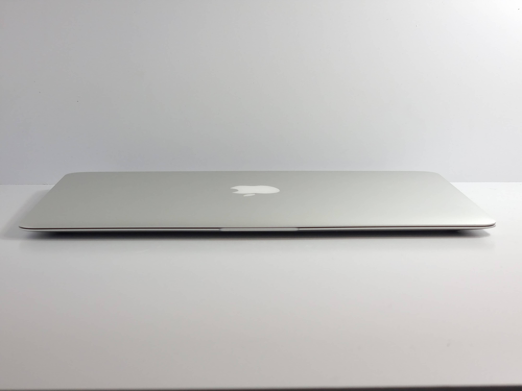 MacBook Air 13" (Mid 2017) MQD32 (Core i5 1,8 GHz/8Gb/128Gb SSD) (397 циклов / без коробки) - БУ MacBook Air 13" (Mid 2017) MQD32 (Core i5 1,8 GHz/8Gb/128Gb SSD) (397 циклов / без коробки) - БУ